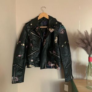 Flower detailed jacket